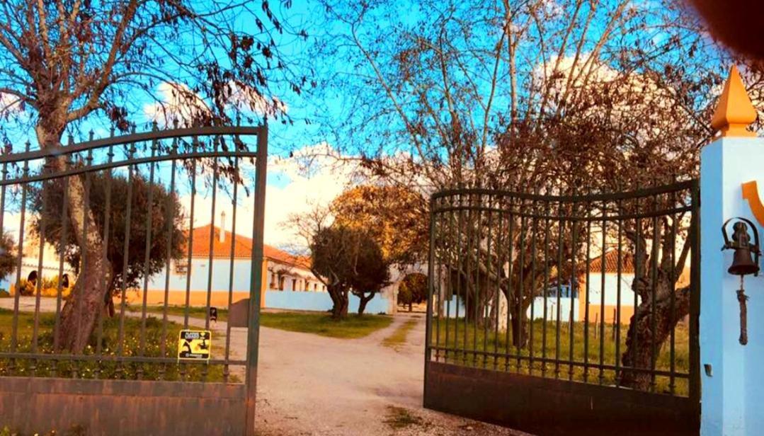 אלמיירים Casas Herdade Do Convento Da Serra מראה חיצוני תמונה